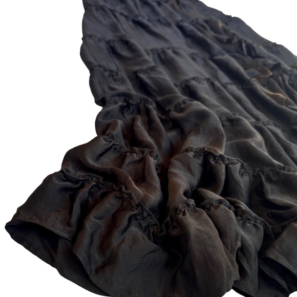 Black Layered Ruffles Bohemian Syle Long Skirt - Picture 3 of 4